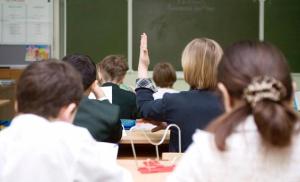 120926_PIVOT_students1_jpg_CROP_rectangle3-large